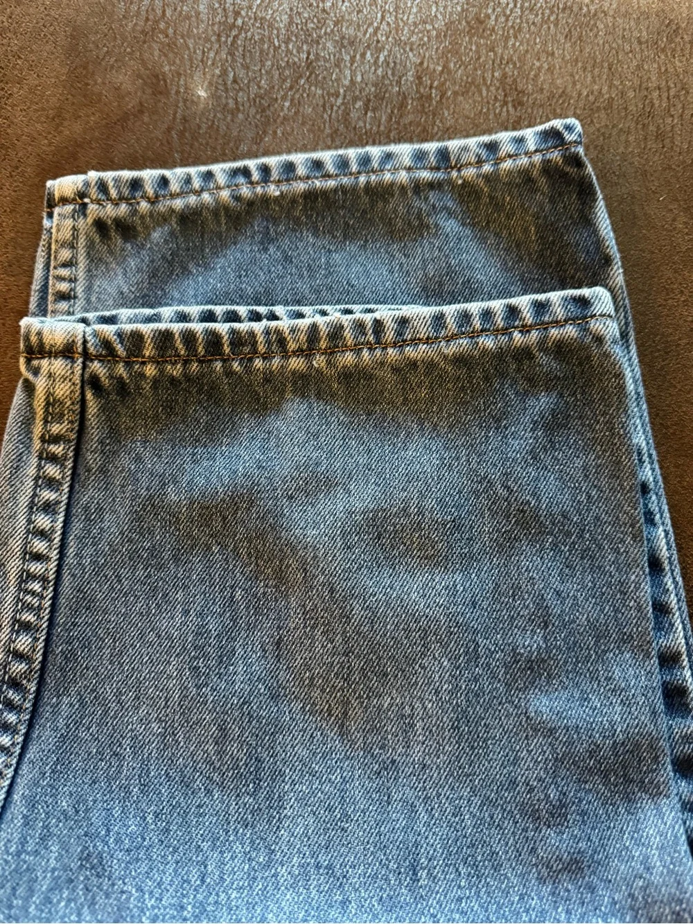 Levi's Men's Light Blue Relaxed Fit Levi’s 550  Jeans